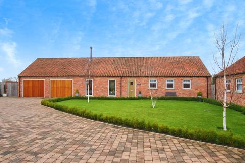 3 bedroom bungalow for sale, The Village, York YO32