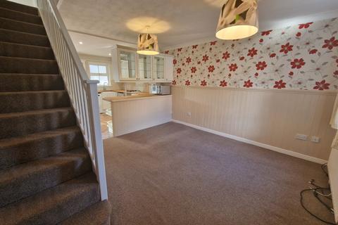 3 bedroom house to rent, Dryden Close, Warwickshire CV8