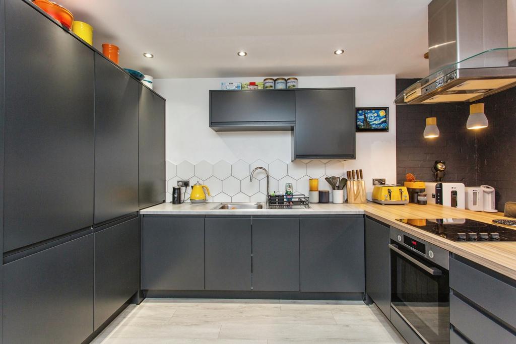 Kitchen 2