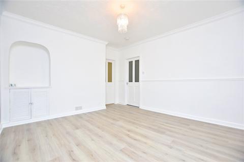 3 bedroom flat for sale, West George Street, North Lanarkshire ML5