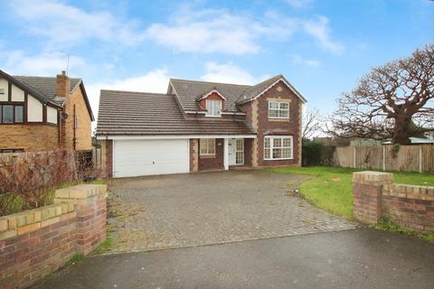 4 bedroom detached house to rent, Abergele Road, Rhyl LL18