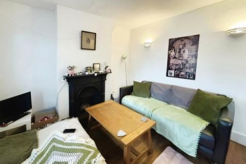undefined, Bond Street, Egham TW20