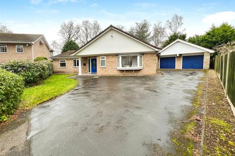 3 bedroom bungalow for sale, Euston Close, Lincolnshire LN6