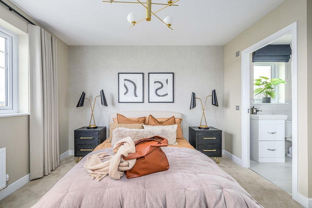 Double room with storage plus Jack&Jill en suite