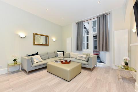 3 bedroom apartment to rent, Cadogan Square, Knightsbridge, SW1X