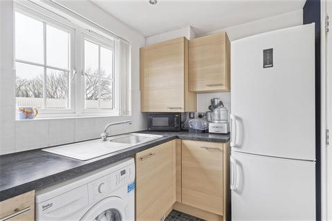 2 bedroom apartment for sale, Grebe Court, Cambridge CB5