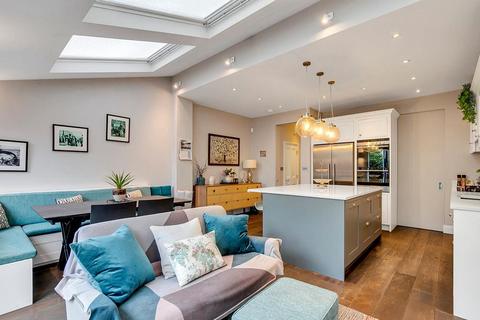 4 bedroom terraced house for sale, Rannoch Road, London