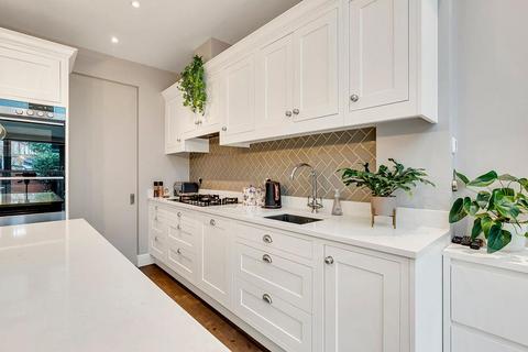 26 Rannoch Road, London, W6 9SR