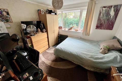 14 Badger Close, Shirley, Solihull, B90 4HR