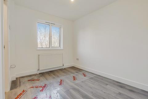 1 bedroom semi-detached house to rent, Hospital Way, Hither Green, London, Greater London, SE13