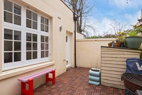 1 bedroom bungalow for sale, Brunswick Place, Hove