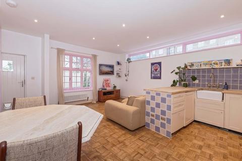 1 bedroom bungalow for sale, Brunswick Place, Hove