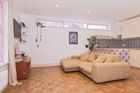 1 bedroom bungalow for sale, Brunswick Place, Hove