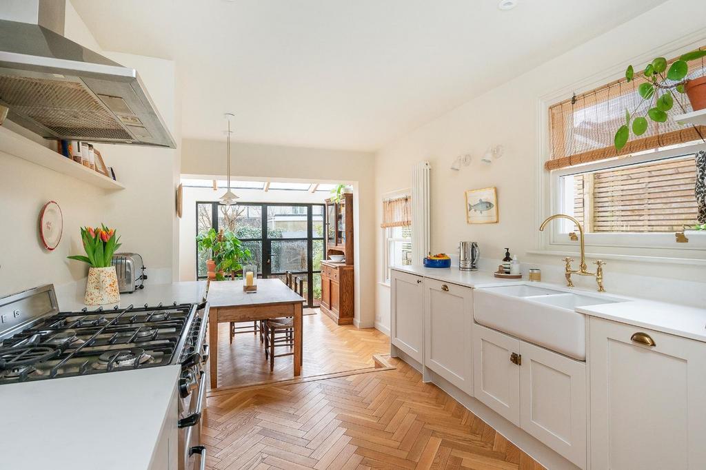 0 B2 RHD - Kitchen Diner C.jpg