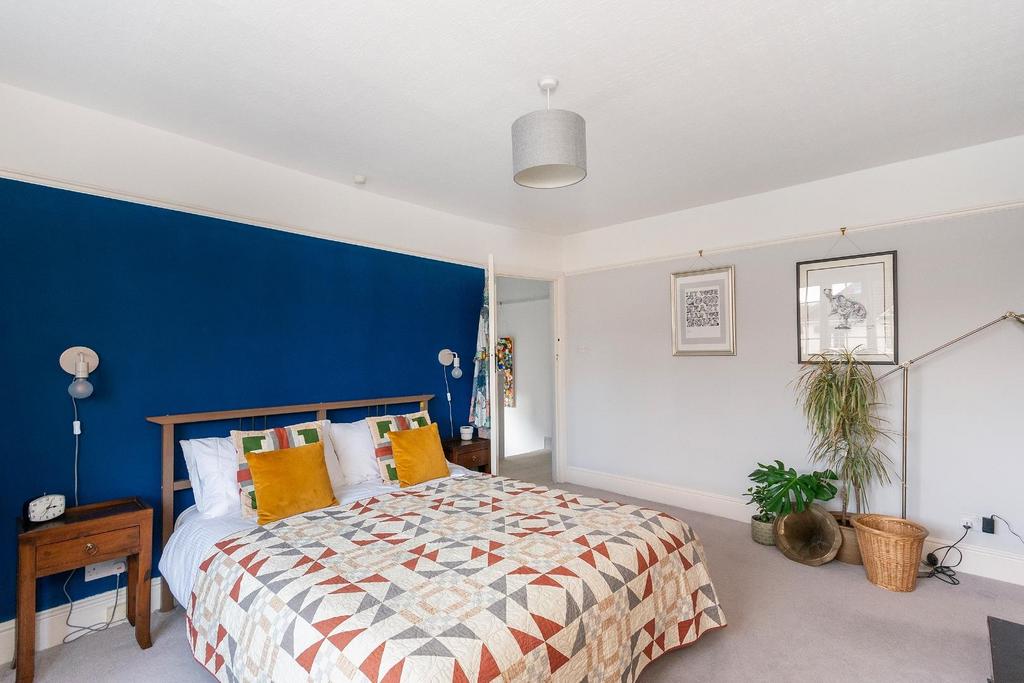 2 W4 WHE - Bedroom G.jpg