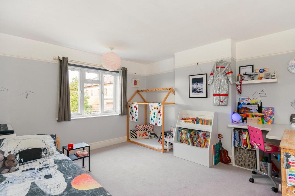 2 W4 WHE - Bedroom D.jpg