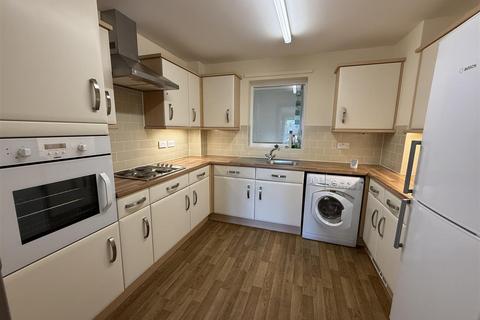 2 bedroom flat for sale, Chestnut Grange, All Saints Road, Burton-On-Trent DE14