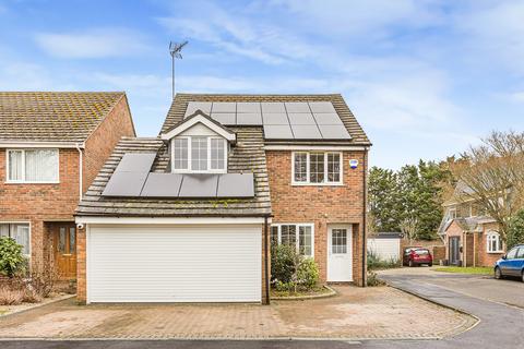 Godfries Close, Tewin, Welwyn, AL6 0LQ