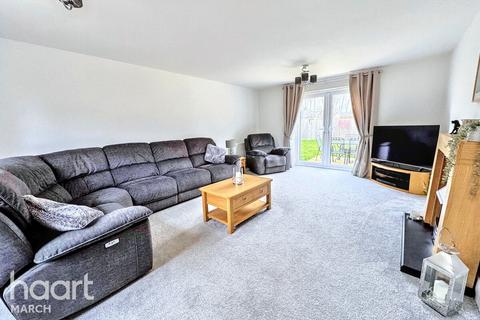 4 bedroom detached house for sale, Silver Street, March