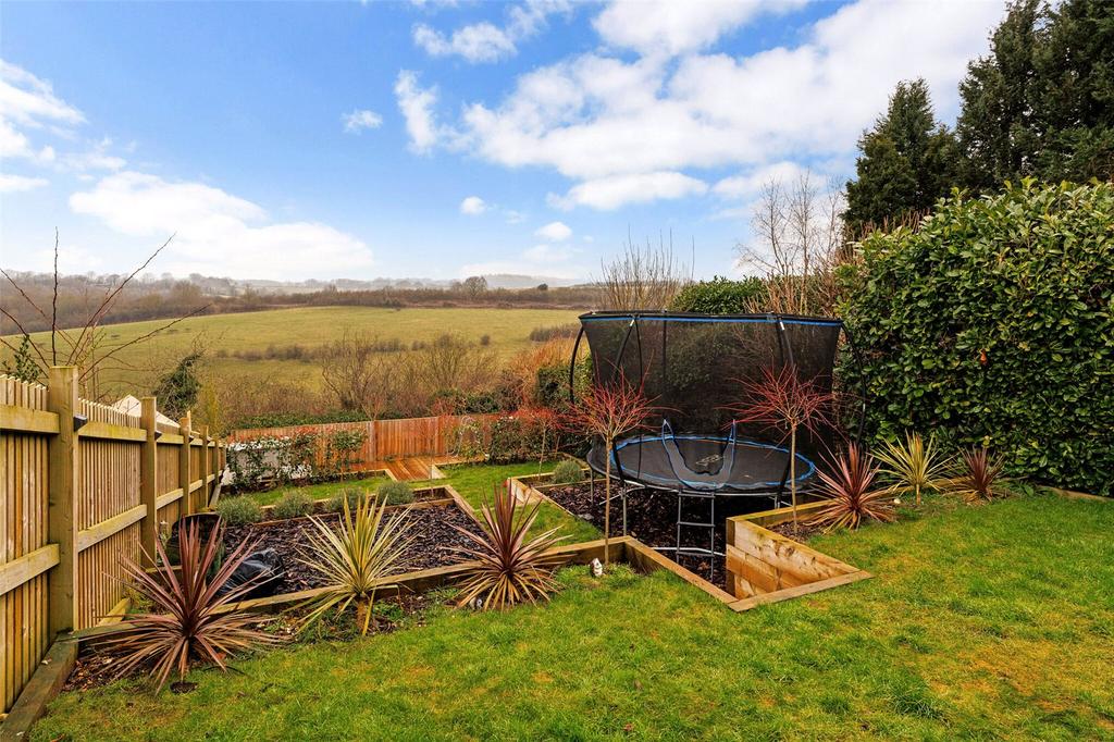 Garden &amp; View