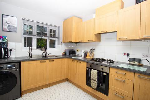 33 The Meadows, Darwen, BB3 0PF
