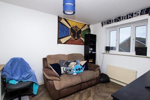 33 The Meadows, Darwen, BB3 0PF
