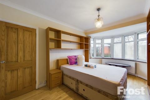 92 Bath Road, Harlington, Hayes, UB3 5AL