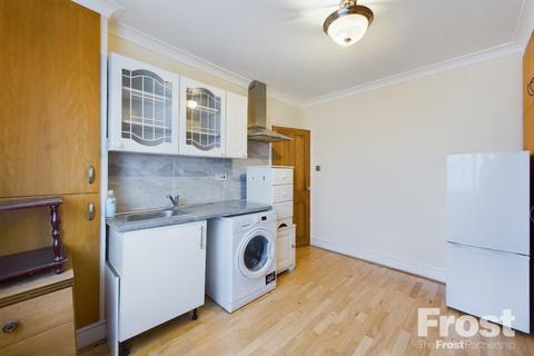 92 Bath Road, Harlington, Hayes, UB3 5AL