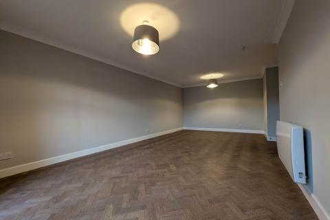 2 bedroom flat to rent, North Werber Park, Edinburgh,