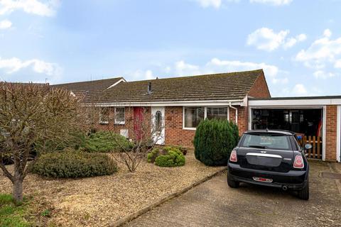 2 bedroom bungalow for sale, Bicester,  Oxfordshire,  OX26