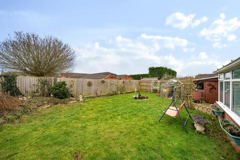 2 bedroom bungalow for sale, Bicester,  Oxfordshire,  OX26