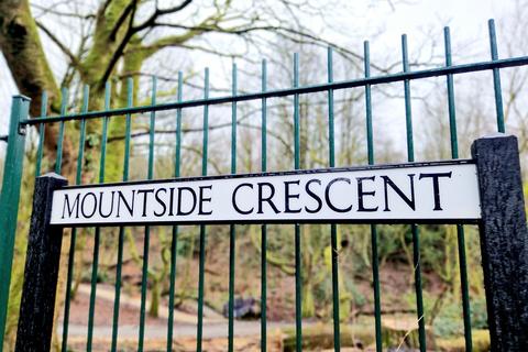 2 bedroom apartment to rent, Mountside Crescent, Prestwich, M25