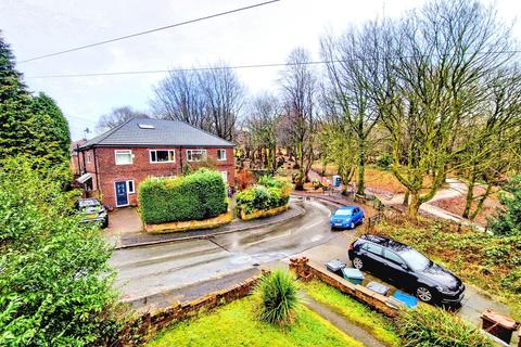2 bedroom apartment to rent, Mountside Crescent, Prestwich, M25