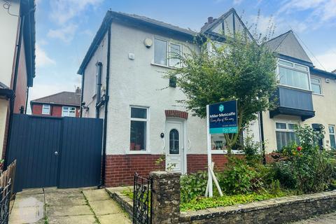 3 bedroom semi-detached house for sale, Hexham Avenue, Bolton, Greater Manchester, BL1 5PP