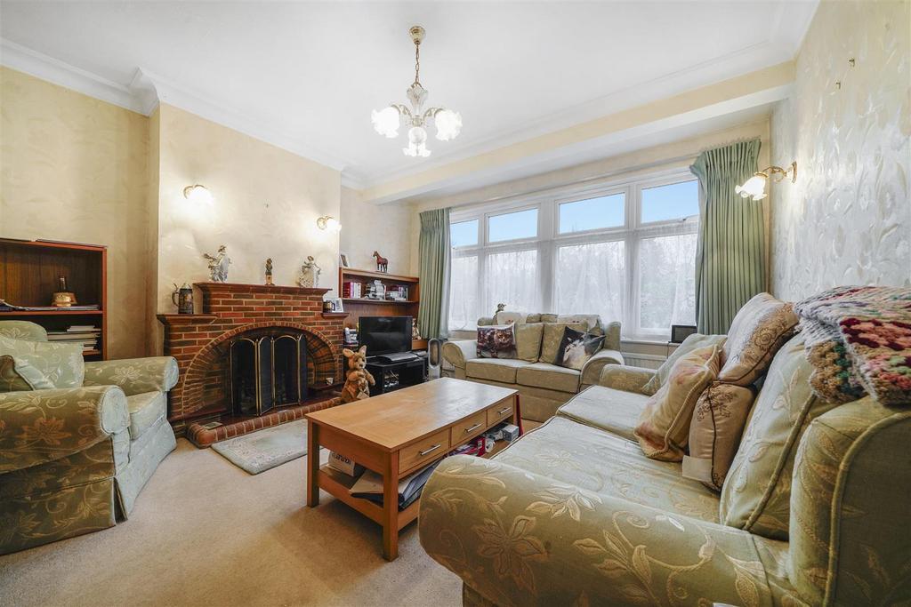 64 Wood End Road - rn0 ZMngrwc ZTDm Ahc Kq E.jpg