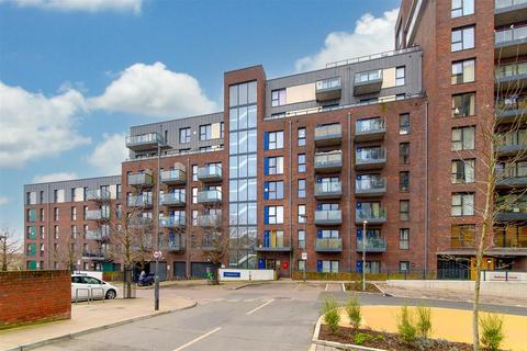 1 bedroom flat to rent, Shearwater Drive, Colindale