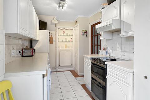 73 Kelsey Crescent, Cambridge, CB1 9XU