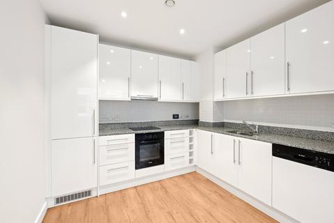 3 bedroom apartment to rent, Mercers Walk, London, WC2H