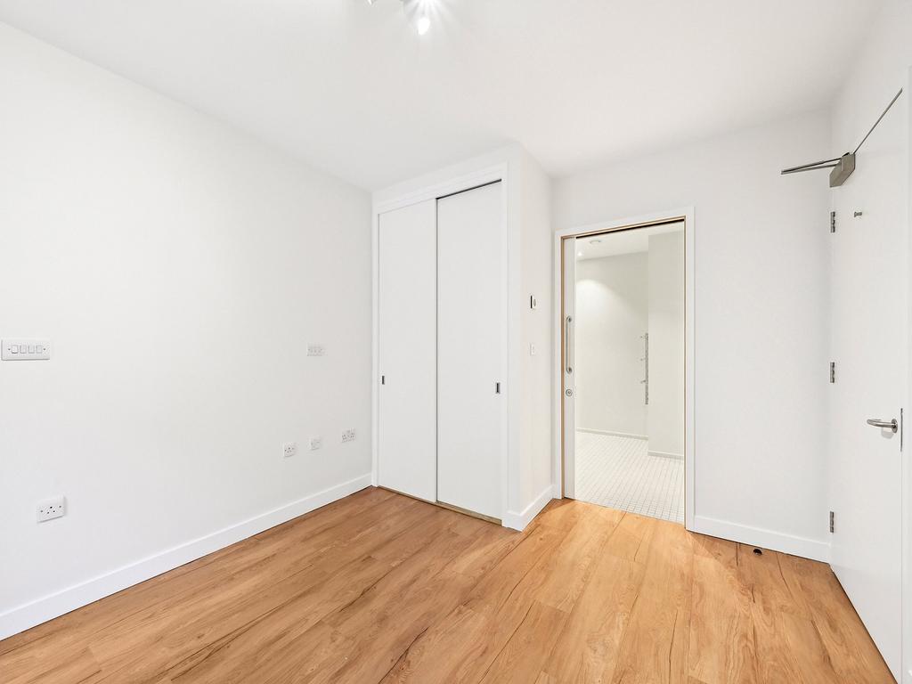 301 Mercers Walk