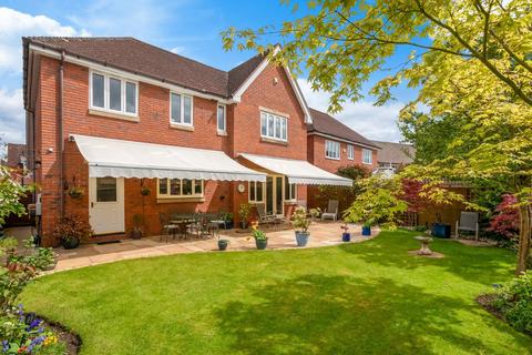 4 bedroom detached house for sale, Wetherby Way, Stratford-upon-Avon