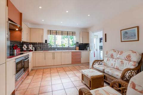 4 bedroom detached house for sale, Wetherby Way, Stratford-upon-Avon