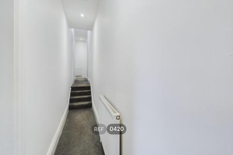 undefined, Park Grove, Princes Avenue, HU5 2US
