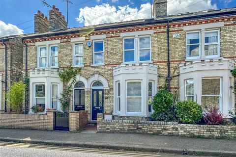 3 bedroom terraced house to rent, Clare Street, Cambridge CB4