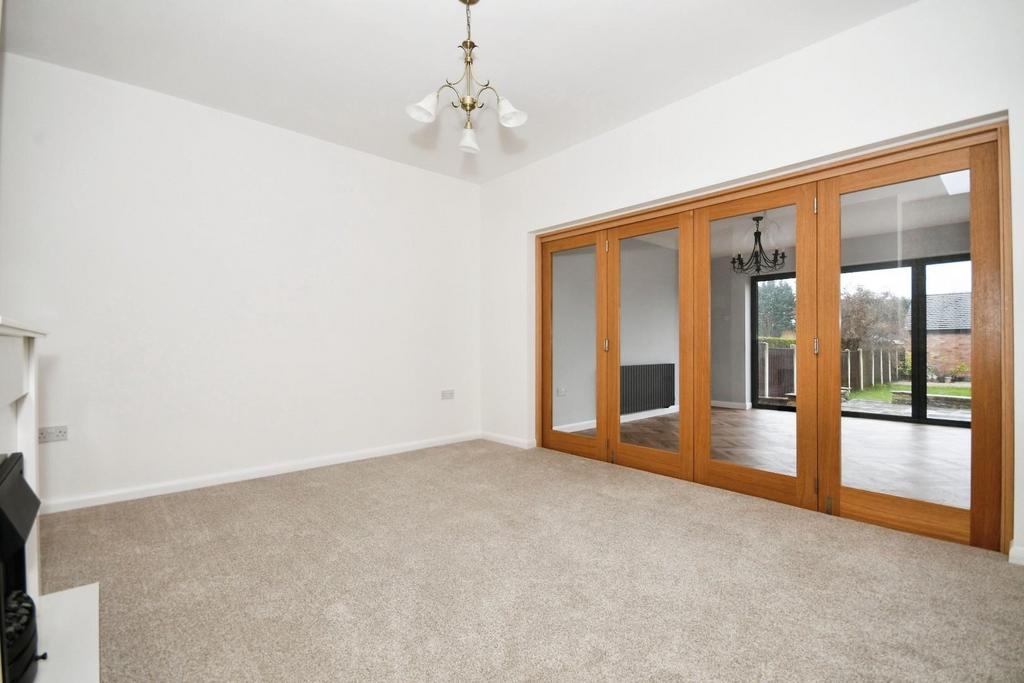 LOUNGE.jpg