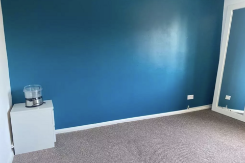 2 bedroom flat to rent, West Horndon, Brentwood CM13