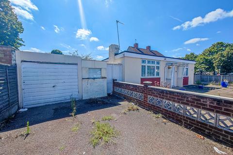 2 bedroom bungalow for sale, 40A, The Oval, Sidcup, DA15