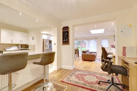 101 Corran Way, South Ockendon, RM15 6AP