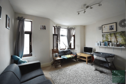 2 bedroom flat for sale, Green Lane, ILFORD, IG1