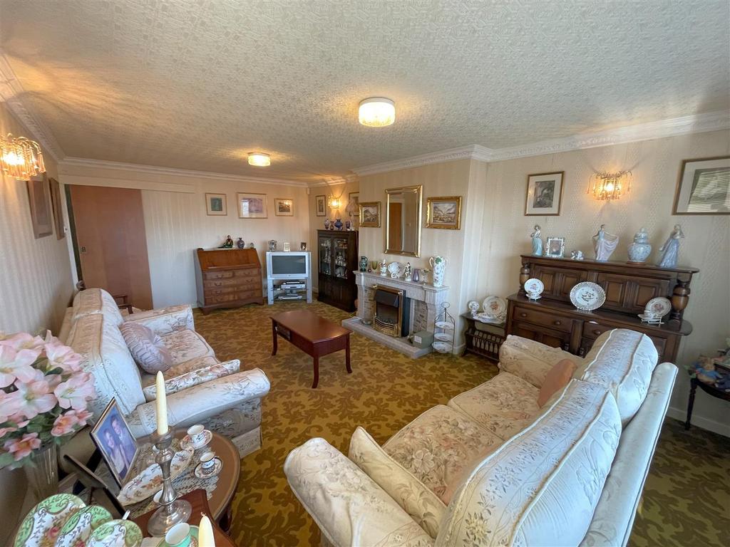 Sitting room .jpg