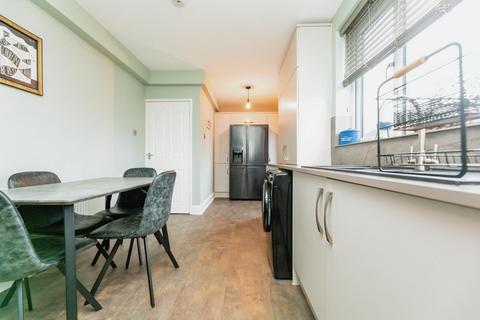 26 Tunwell Drive, Sheffield, S5 9FH